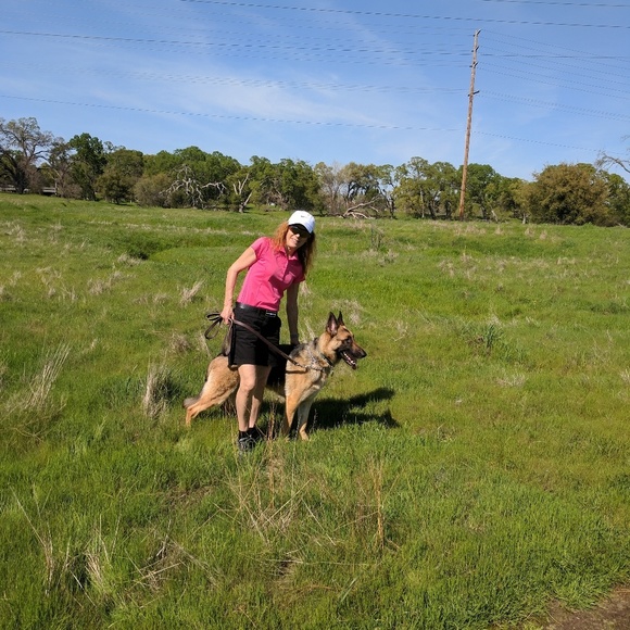 Meet your Posher, Anne - Picture 2 of 5